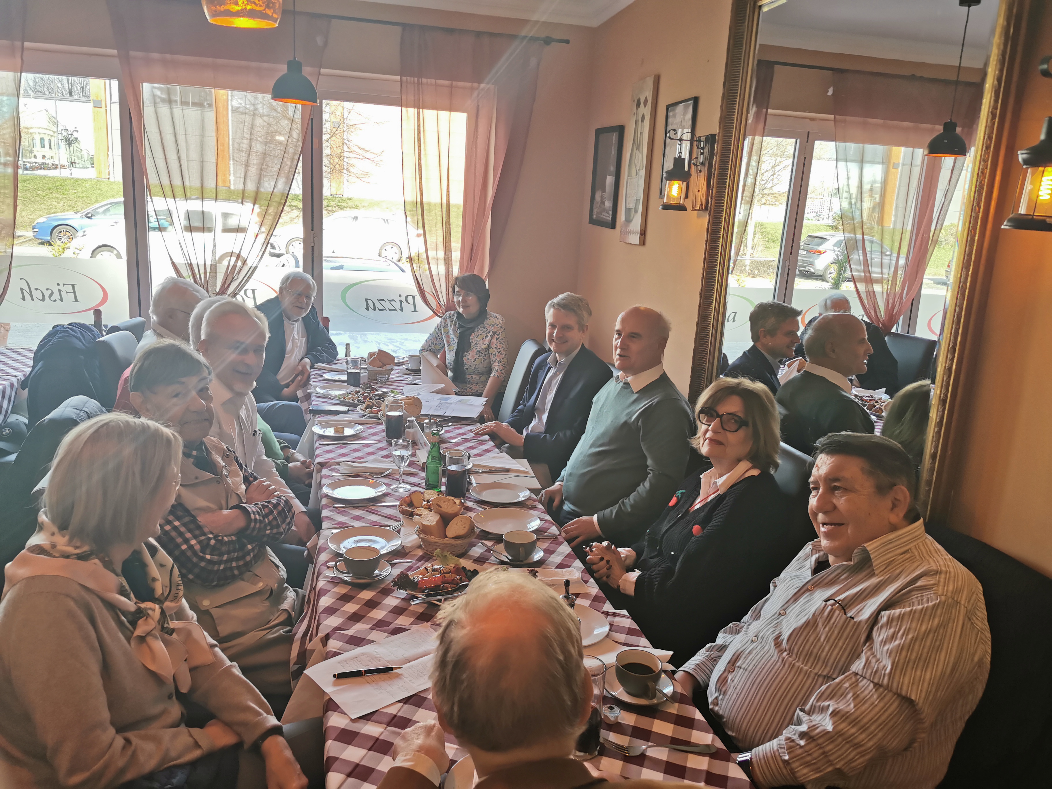 Heute war Dr. Albrecht Kochsiek, planungspolitischer Sprecher der CDU-R�merfraktion unser Gast.